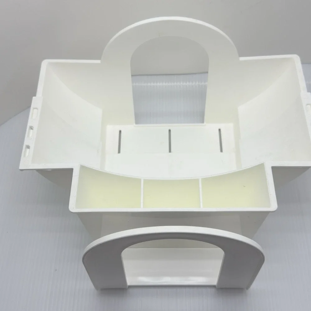 Pampered Chef Adjustable Plate Caddy #2831 Picnic Camping Outdoor Plate Utensil
